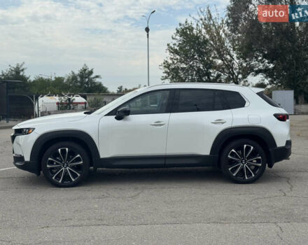 Білий Мазда CX-50, об'ємом двигуна 2.49 л та пробігом 11 тис. км за 26900 $, фото 2 на Automoto.ua