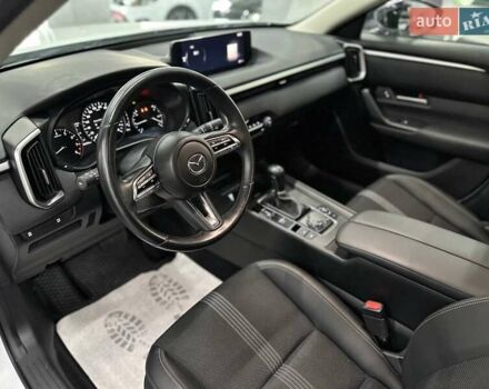 Белый Мазда CX-50, объемом двигателя 2.5 л и пробегом 49 тыс. км за 25999 $, фото 10 на Automoto.ua
