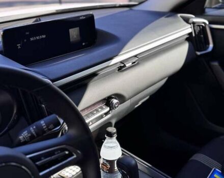 Белый Мазда CX-50, объемом двигателя 2.49 л и пробегом 5 тыс. км за 25400 $, фото 26 на Automoto.ua