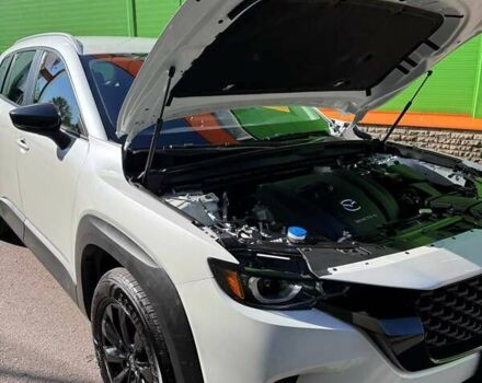Белый Мазда CX-50, объемом двигателя 2.49 л и пробегом 5 тыс. км за 25400 $, фото 7 на Automoto.ua