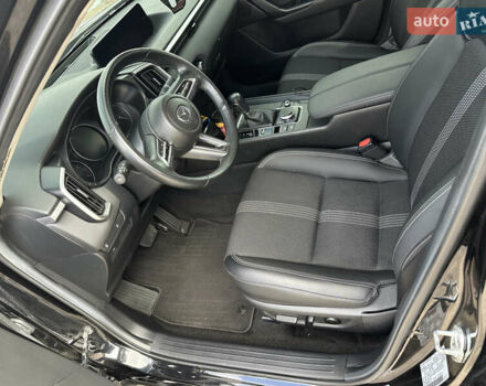 Черный Мазда CX-50, объемом двигателя 2.49 л и пробегом 58 тыс. км за 25500 $, фото 11 на Automoto.ua