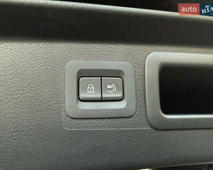 Мазда CX-50 2023 у Миколаєві на Automoto.ua Чорний Мазда CX-50, об'ємом двигуна 2.49 л та пробігом 26 тис. км за 25999 $, фото 15 на Automoto.ua