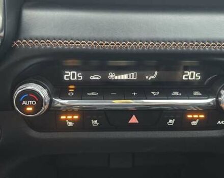 Червоний Мазда CX-50, об'ємом двигуна 2.49 л та пробігом 42 тис. км за 25500 $, фото 14 на Automoto.ua