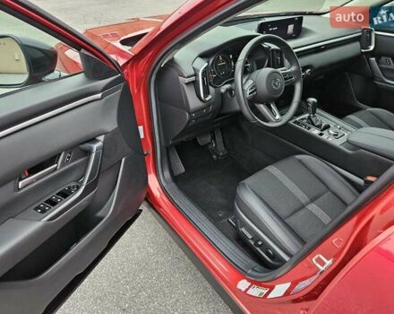 Червоний Мазда CX-50, об'ємом двигуна 2.49 л та пробігом 50 тис. км за 24999 $, фото 23 на Automoto.ua