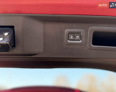 Червоний Мазда CX-50, об'ємом двигуна 2.49 л та пробігом 69 тис. км за 22999 $, фото 30 на Automoto.ua