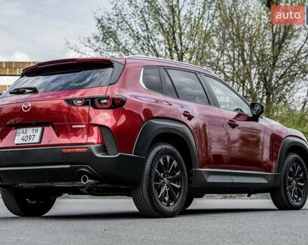Красный Мазда CX-50, объемом двигателя 2.49 л и пробегом 13 тыс. км за 26500 $, фото 14 на Automoto.ua