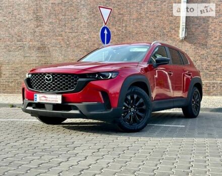 Красный Мазда CX-50, объемом двигателя 2.49 л и пробегом 16 тыс. км за 28900 $, фото 2 на Automoto.ua