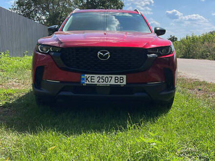 Красный Мазда CX-50, объемом двигателя 2.49 л и пробегом 45 тыс. км за 27300 $, фото 1 на Automoto.ua