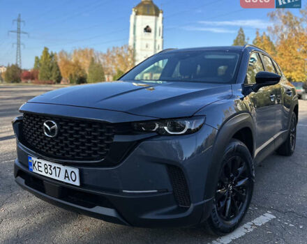 Серый Мазда CX-50, объемом двигателя 2.5 л и пробегом 4 тыс. км за 28400 $, фото 3 на Automoto.ua