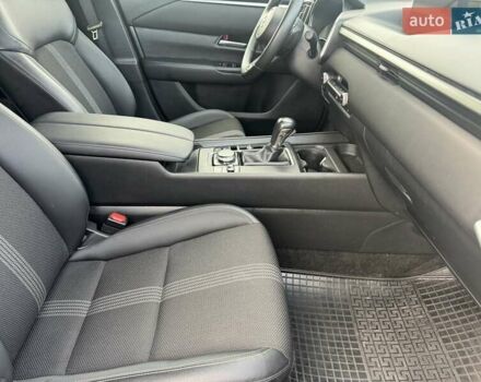 Сірий Мазда CX-50, об'ємом двигуна 2.49 л та пробігом 28 тис. км за 25499 $, фото 10 на Automoto.ua