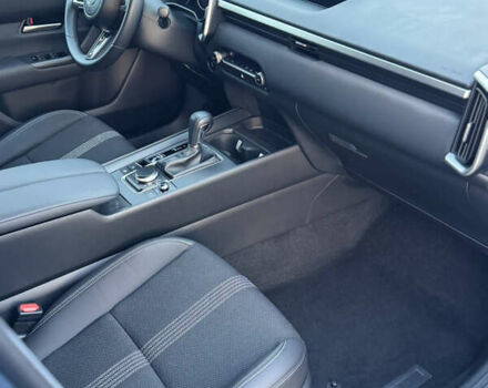 Серый Мазда CX-50, объемом двигателя 2.49 л и пробегом 15 тыс. км за 27300 $, фото 25 на Automoto.ua