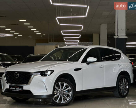 Белый Мазда CX-60, объемом двигателя 2.5 л и пробегом 9 тыс. км за 39999 $, фото 1 на Automoto.ua