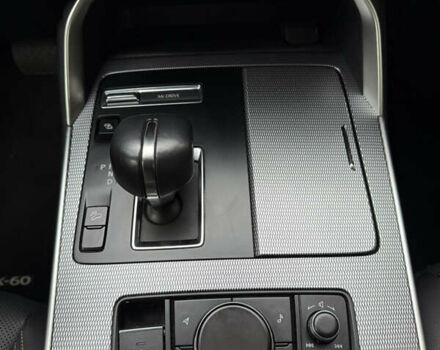 Черный Мазда CX-60, объемом двигателя 2.49 л и пробегом 32 тыс. км за 37500 $, фото 18 на Automoto.ua