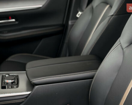 Мазда CX-60, об'ємом двигуна 3.28 л та пробігом 0 тис. км за 59461 $, фото 3 на Automoto.ua