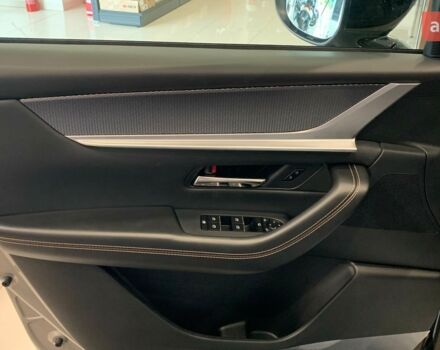 Мазда CX-60, об'ємом двигуна 3.28 л та пробігом 0 тис. км за 59461 $, фото 8 на Automoto.ua