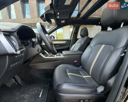 Черный Мазда CX-70, объемом двигателя 0 л и пробегом 19 тыс. км за 45500 $, фото 8 на Automoto.ua