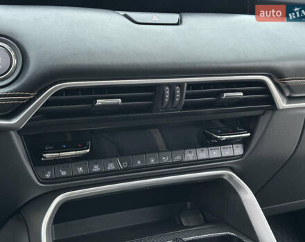 Чорний Мазда CX-70, об'ємом двигуна 3.28 л та пробігом 19 тис. км за 46500 $, фото 84 на Automoto.ua