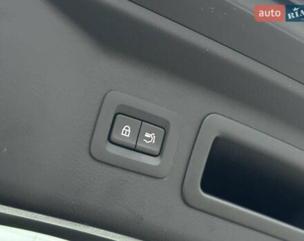 Чорний Мазда CX-70, об'ємом двигуна 3.28 л та пробігом 19 тис. км за 46500 $, фото 37 на Automoto.ua