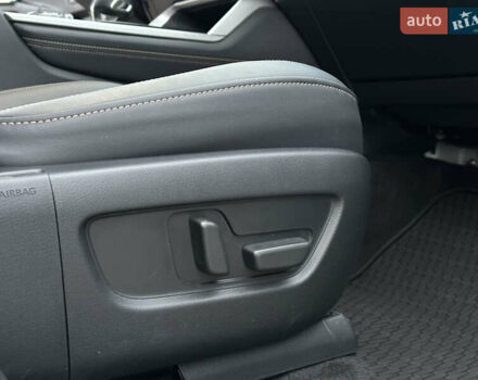 Чорний Мазда CX-70, об'ємом двигуна 3.28 л та пробігом 19 тис. км за 46500 $, фото 59 на Automoto.ua