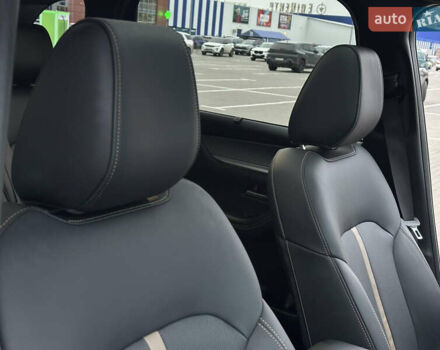 Чорний Мазда CX-70, об'ємом двигуна 3.28 л та пробігом 19 тис. км за 46500 $, фото 63 на Automoto.ua