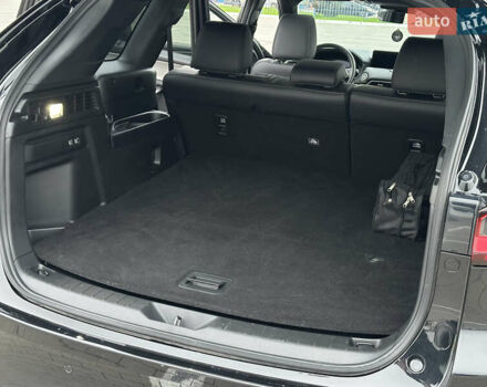 Чорний Мазда CX-70, об'ємом двигуна 3.28 л та пробігом 19 тис. км за 46500 $, фото 35 на Automoto.ua