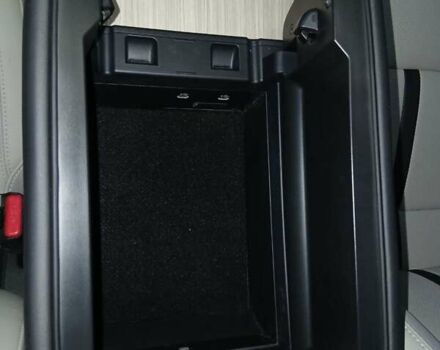 Серый Мазда CX-70, объемом двигателя 2.5 л и пробегом 1 тыс. км за 45000 $, фото 26 на Automoto.ua