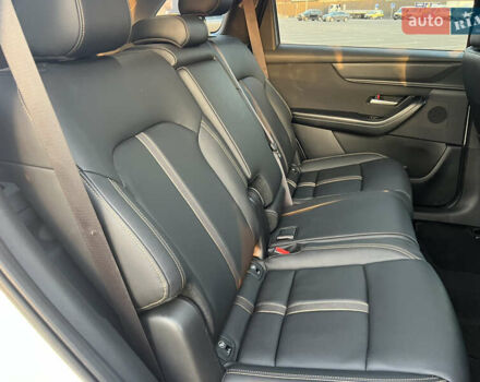 Белый Мазда CX-90, объемом двигателя 3.28 л и пробегом 7 тыс. км за 33400 $, фото 22 на Automoto.ua