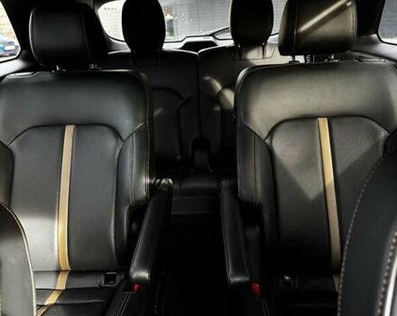 Белый Мазда CX-90, объемом двигателя 3.28 л и пробегом 39 тыс. км за 36800 $, фото 11 на Automoto.ua