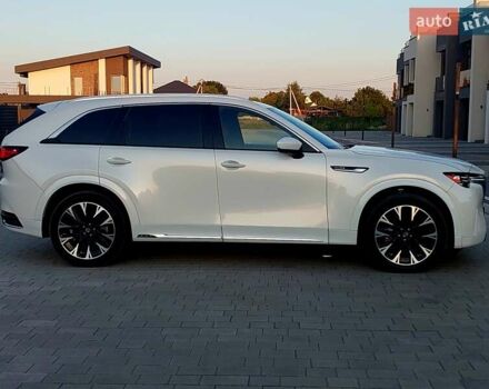 Белый Мазда CX-90, объемом двигателя 3.28 л и пробегом 16 тыс. км за 45500 $, фото 40 на Automoto.ua
