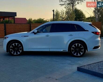 Белый Мазда CX-90, объемом двигателя 3.28 л и пробегом 16 тыс. км за 45500 $, фото 5 на Automoto.ua