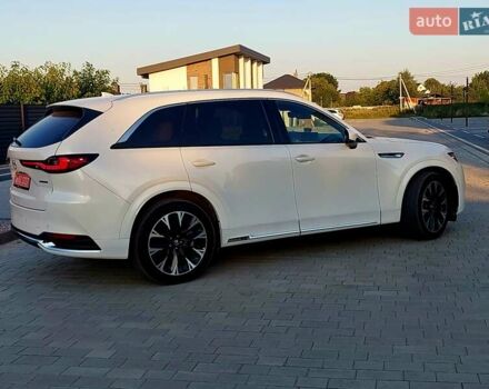 Белый Мазда CX-90, объемом двигателя 3.28 л и пробегом 16 тыс. км за 45500 $, фото 1 на Automoto.ua