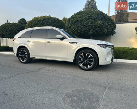 Белый Мазда CX-90, объемом двигателя 3.28 л и пробегом 14 тыс. км за 41900 $, фото 1 на Automoto.ua