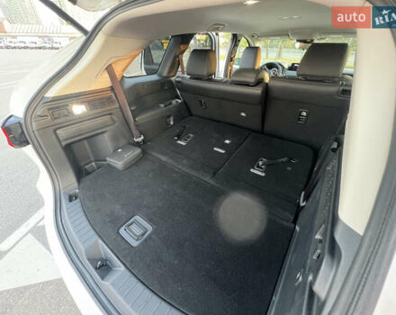 Белый Мазда CX-90, объемом двигателя 3.28 л и пробегом 7 тыс. км за 33400 $, фото 27 на Automoto.ua