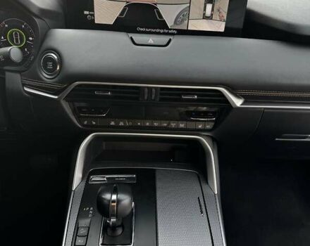 Белый Мазда CX-90, объемом двигателя 3.28 л и пробегом 39 тыс. км за 36800 $, фото 8 на Automoto.ua