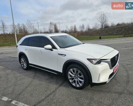 Белый Мазда CX-90, объемом двигателя 3.3 л и пробегом 10 тыс. км за 39800 $, фото 30 на Automoto.ua