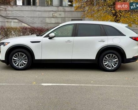 Белый Мазда CX-90, объемом двигателя 3.3 л и пробегом 33 тыс. км за 36000 $, фото 5 на Automoto.ua