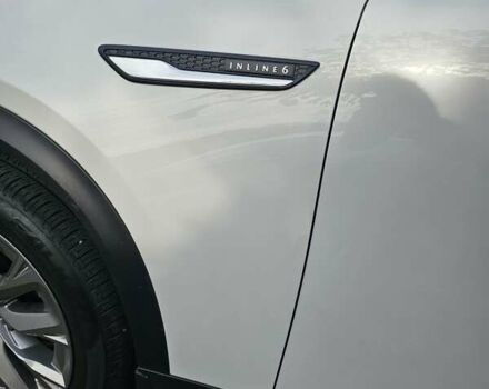 Белый Мазда CX-90, объемом двигателя 3.3 л и пробегом 10 тыс. км за 39800 $, фото 2 на Automoto.ua