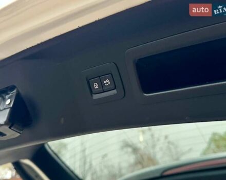 Белый Мазда CX-90, объемом двигателя 3.3 л и пробегом 33 тыс. км за 36000 $, фото 59 на Automoto.ua