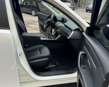 Мазда CX-90 2024 в Тульчине на Automoto.ua Белый Мазда CX-90, объемом двигателя 3.28 л и пробегом 9 тыс. км за 44500 $, фото 17 на Automoto.ua