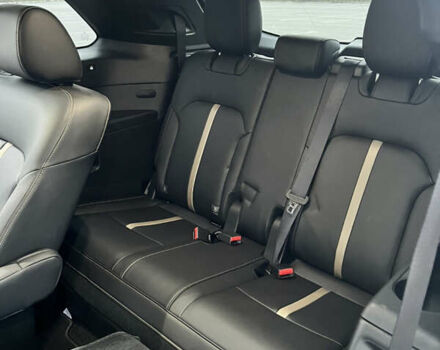 Белый Мазда CX-90, объемом двигателя 3.28 л и пробегом 10 тыс. км за 43000 $, фото 18 на Automoto.ua