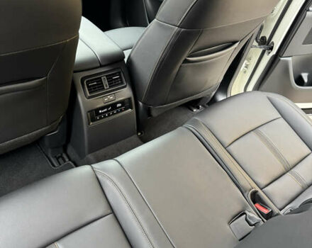 Мазда CX-90 2024 в Тульчине на Automoto.ua Белый Мазда CX-90, объемом двигателя 3.28 л и пробегом 9 тыс. км за 44500 $, фото 26 на Automoto.ua