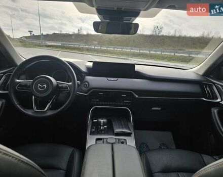 Белый Мазда CX-90, объемом двигателя 3.3 л и пробегом 10 тыс. км за 39800 $, фото 11 на Automoto.ua