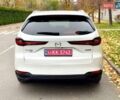 Белый Мазда CX-90, объемом двигателя 3.3 л и пробегом 33 тыс. км за 36000 $, фото 7 на Automoto.ua