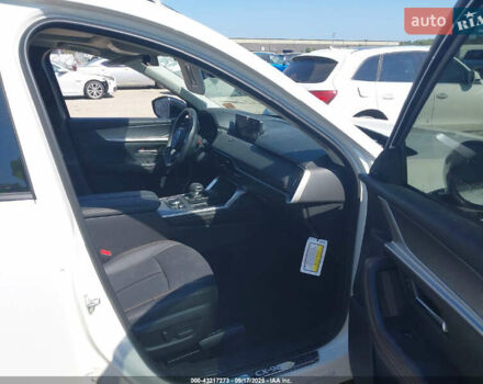 Мазда CX-90 2024 у Києві на Automoto.ua Білий Мазда CX-90, об'ємом двигуна 3.3 л та пробігом 33 тис. км за 13800 $, фото 3 на Automoto.ua