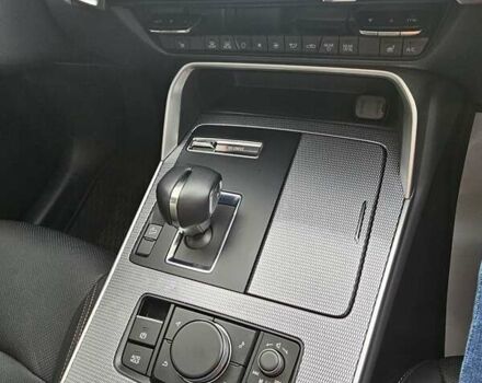 Белый Мазда CX-90, объемом двигателя 3.3 л и пробегом 10 тыс. км за 39800 $, фото 4 на Automoto.ua