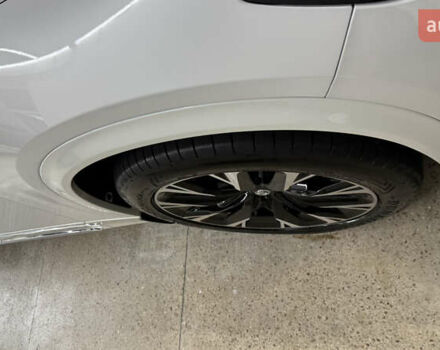 Белый Мазда CX-90, объемом двигателя 3.28 л и пробегом 30 тыс. км за 46200 $, фото 4 на Automoto.ua