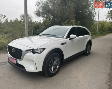 Мазда CX-90 2024 в Тульчине на Automoto.ua Белый Мазда CX-90, объемом двигателя 3.28 л и пробегом 9 тыс. км за 44500 $, фото 2 на Automoto.ua