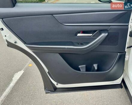 Белый Мазда CX-90, объемом двигателя 3.3 л и пробегом 33 тыс. км за 36000 $, фото 41 на Automoto.ua