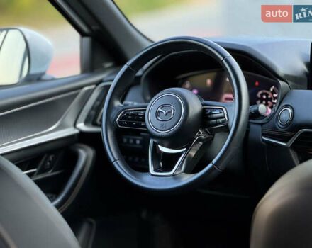 Белый Мазда CX-90, объемом двигателя 2.49 л и пробегом 17 тыс. км за 39850 $, фото 82 на Automoto.ua