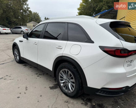 Мазда CX-90 2024 в Тульчине на Automoto.ua Белый Мазда CX-90, объемом двигателя 3.28 л и пробегом 9 тыс. км за 44500 $, фото 7 на Automoto.ua